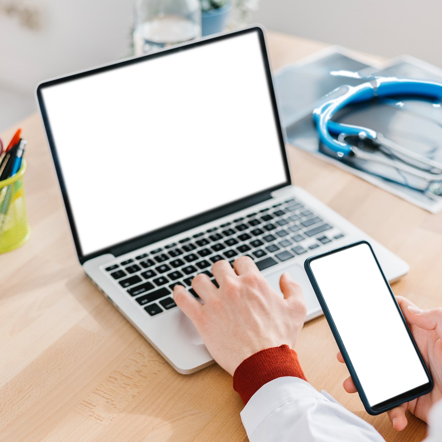 Précision :  les soins de santé virtuels de Dialogue sont maintenant offerts avec les régimes d’assurance collective de vos clients